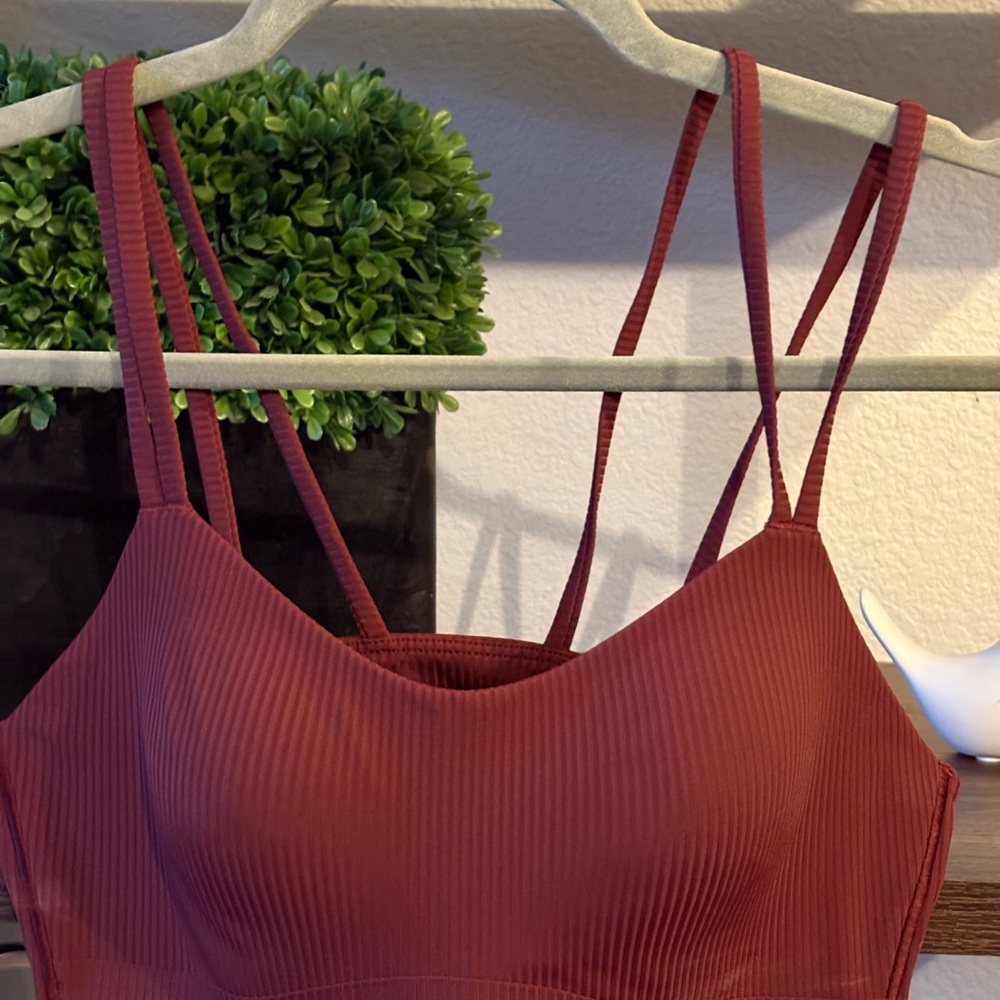 NWOT Lululemon Like a Cloud Bra (B/C) Cup. Size 6